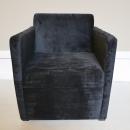 POLTRONA DECO ULTRASUEDE PRETO 1